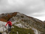 15. Zbog hladnoće, kratko ostajemo na vrhu, tek da nešto pojedemo